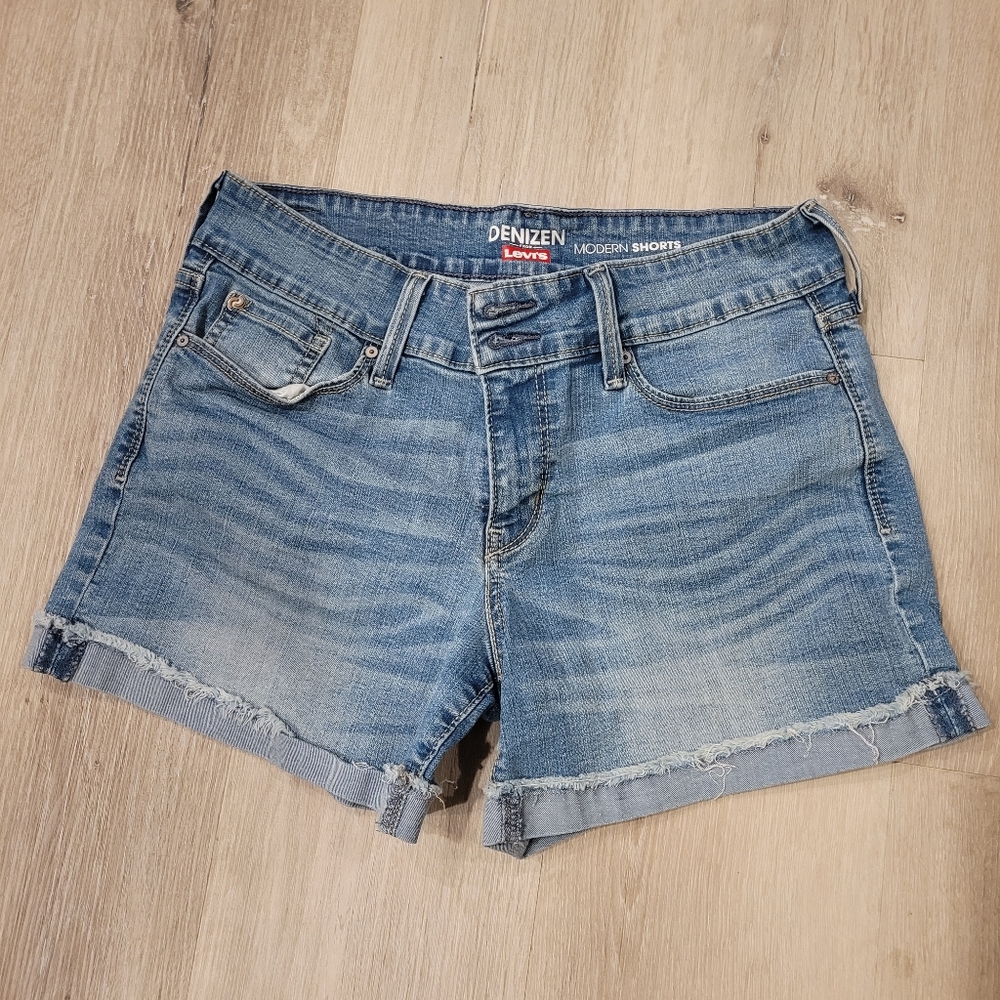 Denizen from Levi's Modern Jean Shorts Sz 4